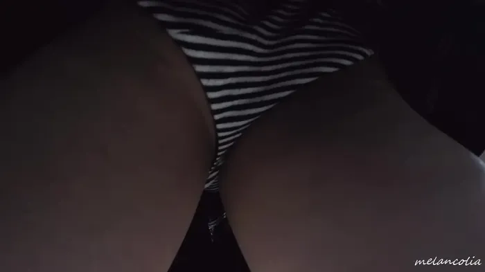 [upskirt1534 upside-down shooting JK] Chile decoy and thighs erotic JK that can be taken black and white striped P 15th image