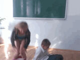 [GIF] A video of JK exposing his lower body on the way to school or in the classroom, his classmates are too jealous ...