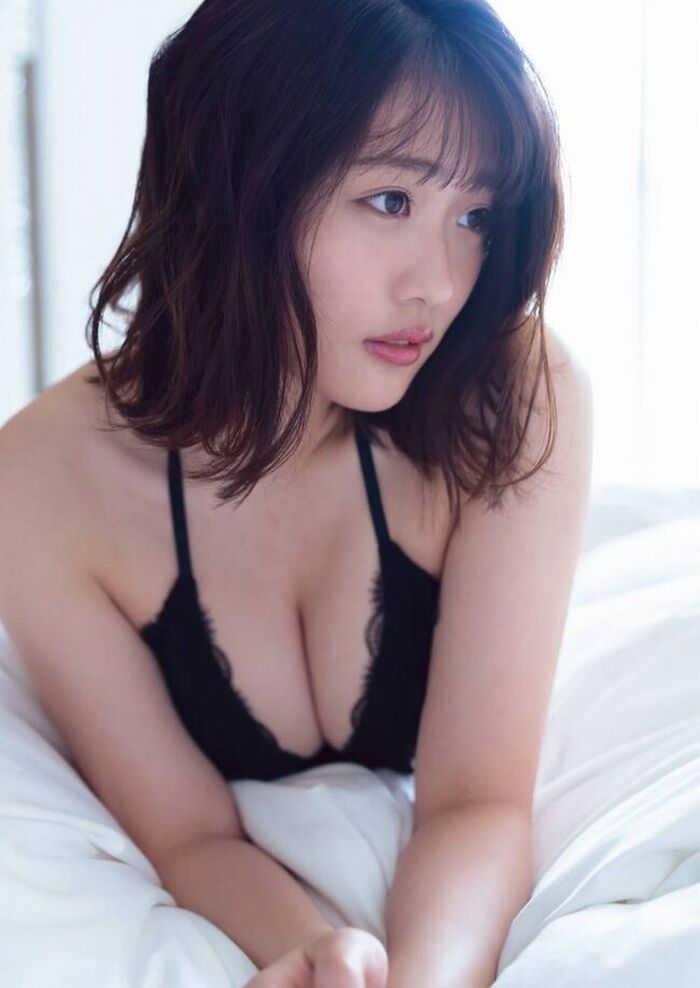Momoka Ishida 148 erotic images I collected semi-nude and busty swimsuit boobs and half-undressed gravure of Princess Peach of Naniwa 8th image