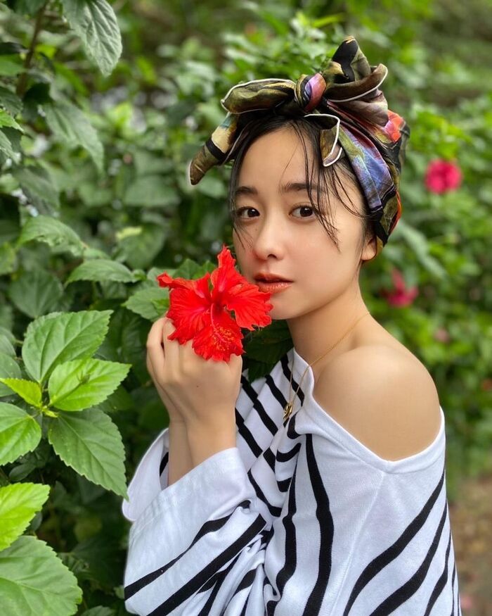 Mayu Hotta latest gravure images 78 photos 70th image