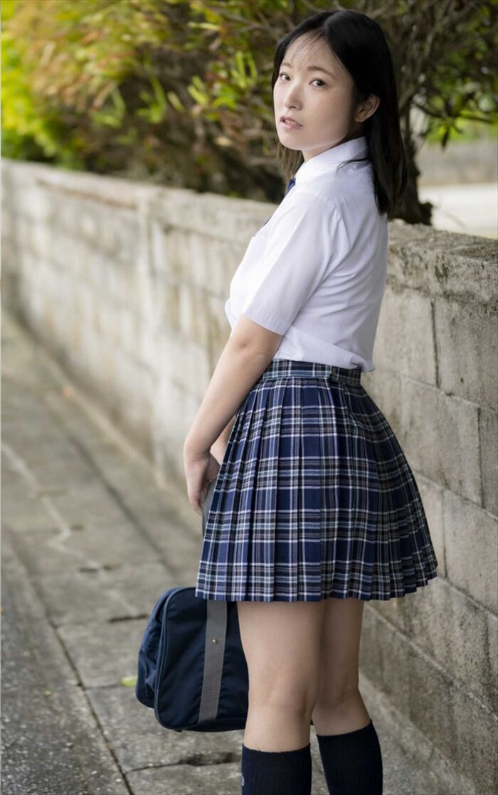 Shizuki Nana 紫月なな 3th image