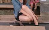 51 tight mini panchira erotic images in the city! Summary of triangular panties that can be seen in the gap between the thighs