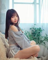 「nimo尼莫」超甜笑容+波濤洶湧好身材 畫面好迷人 (10P)