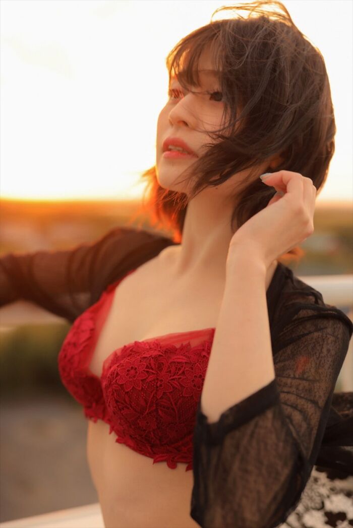 Yuri Maina 65th image