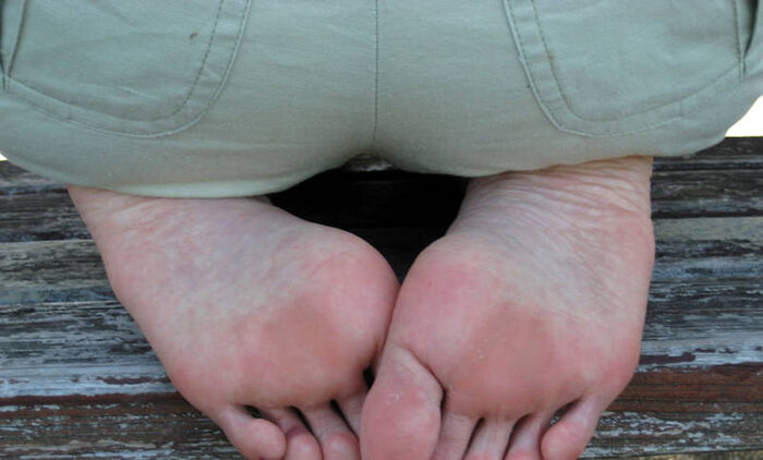 Erotic image of a sitting girl's buttocks 34th image
