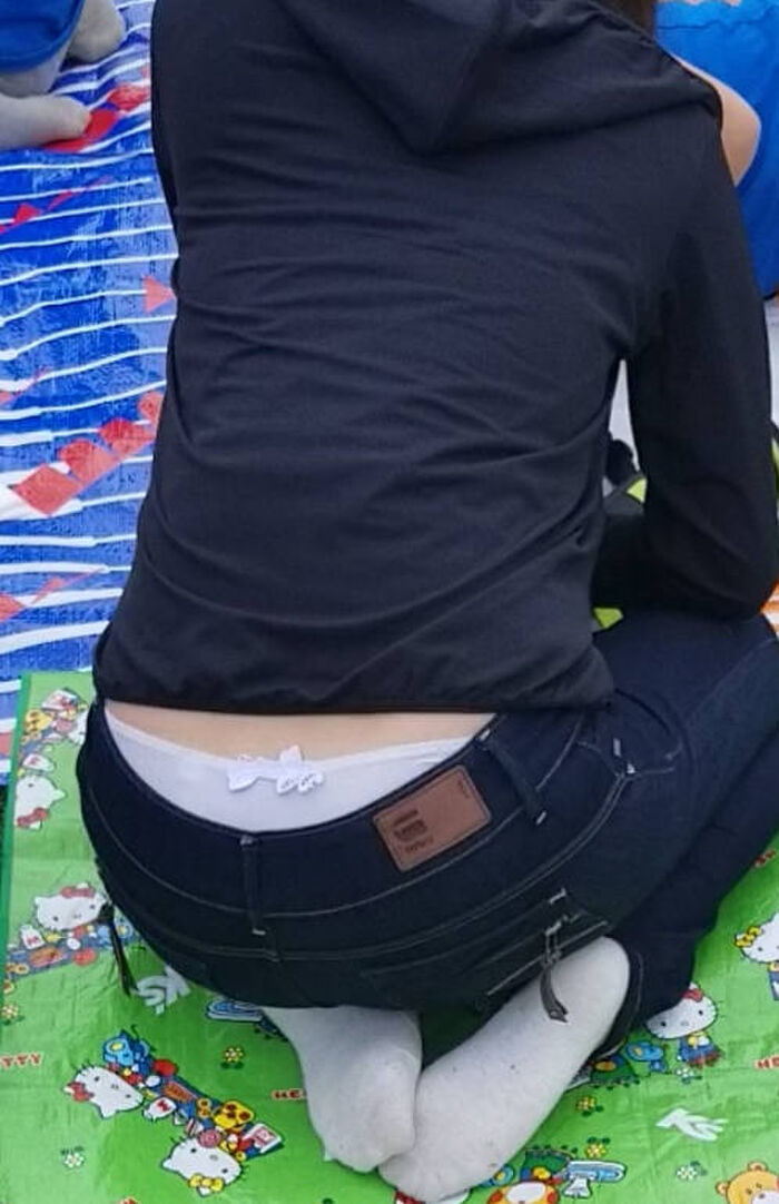 Erotic image of a sitting girl's buttocks 35th image