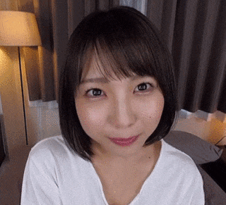 33 kissing GIFs! - A naughty girl who chews at the camera is erotic and comes out! 20th image