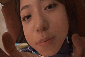 33 kissing GIFs! - A naughty girl who chews at the camera is erotic and comes out! 28th image