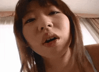 33 kissing GIFs! - A naughty girl who chews at the camera is erotic and comes out! 9th image