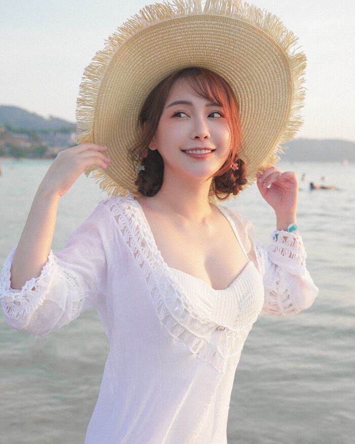 氣質女孩「陳樂樂」曼妙身材太吸い睛 酥胸養眼到極點 (10P) 4th image