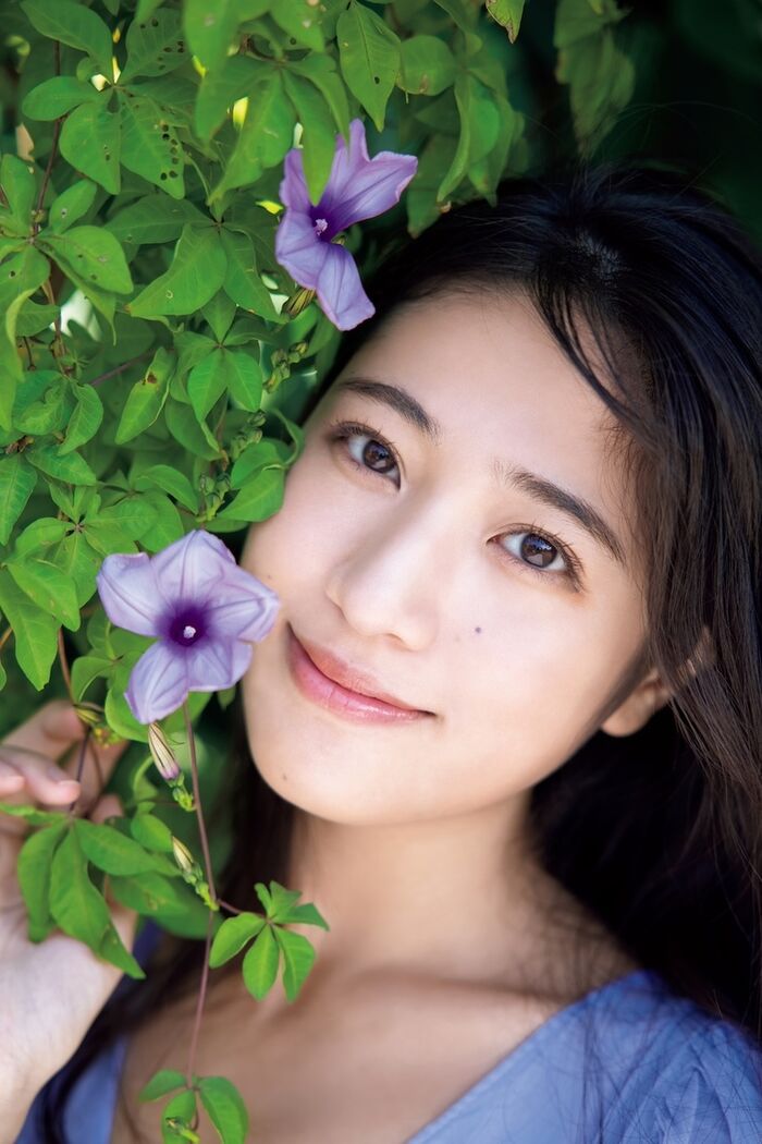 【画像】身長174cmのGカップ美女、セミヌード写真集を発売してしまうwwwwwwwwww岡本杷奈、生乳を見せた極限SEXYに挑戦！！！ 7th image