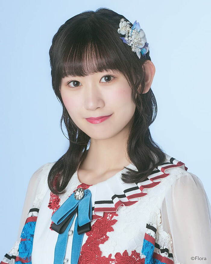 【画像】NGT48佐藤海里ちゃん、水着グラビアで極上のスタイルを見せるwwwwwwwくびれと腰つきがセクシーな全身ショットを披露！！！ 2th image