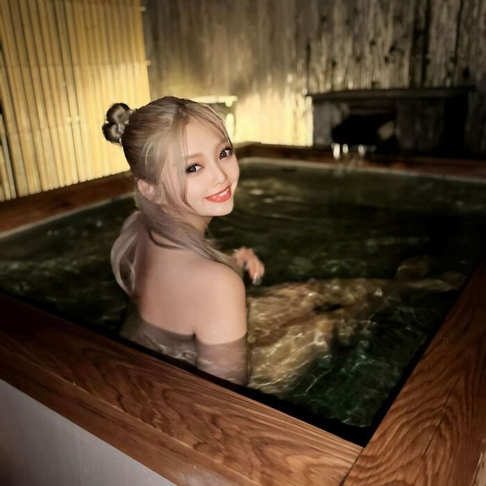 You can see your sister's Mr./Ms.'s bath on Instagram wwwww 2th image
