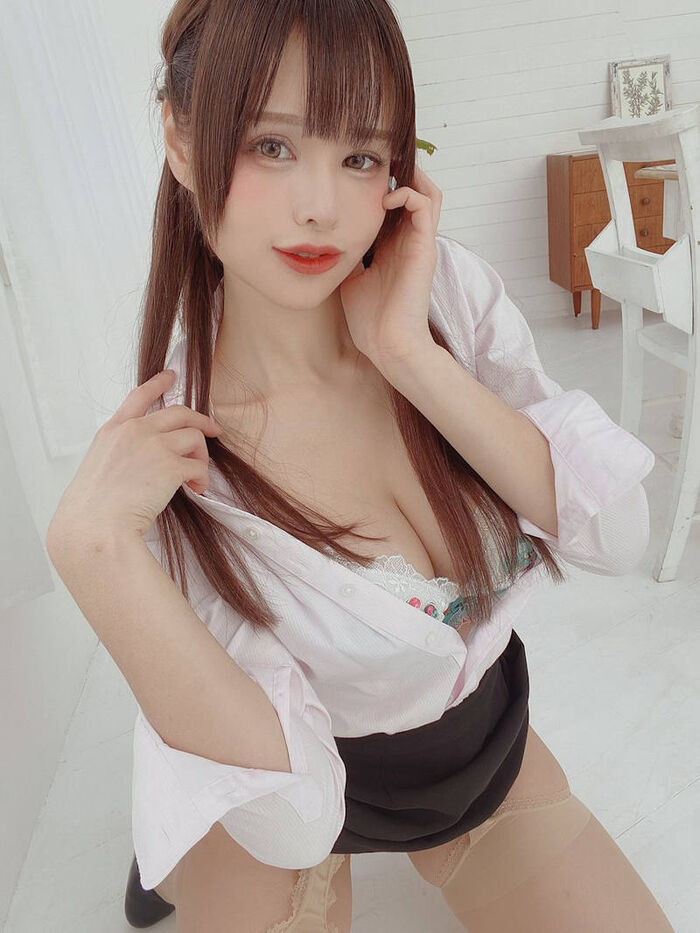 Erotic images of busty office ladies claiming their breasts 25th image