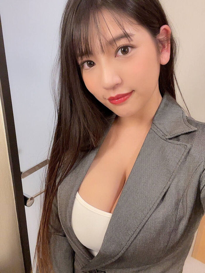 Erotic images of busty office ladies claiming their breasts 7th image