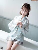 艾玲儿 - 雪肌流光之龙袍之下秘密花园 Set 1 20230726 Part 5 [AI Generated]