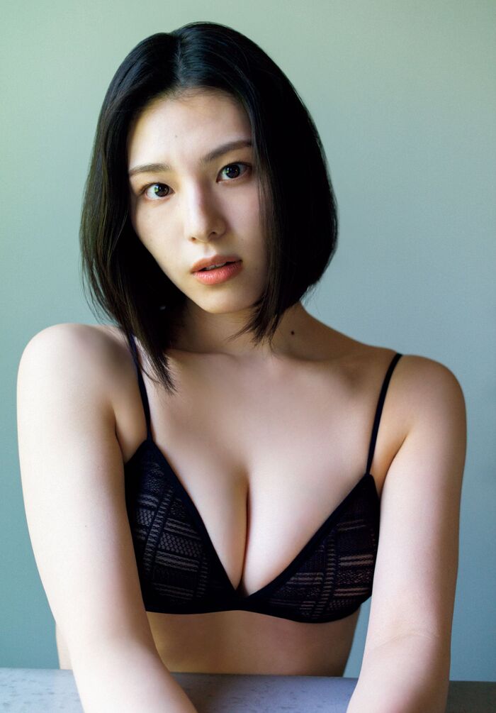 [Underwear image] Former Nogizaka46 is the largest exposure in history wwwwwwwwwww Iori Sagara, 1st photo book will be released! Lingerie swimsuit cut with bra straps removed are released in advance!! 10th image