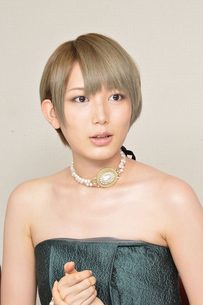 This is a picture by former AKB artist Kaoru Mitsumune Mr./Ms. 6th image