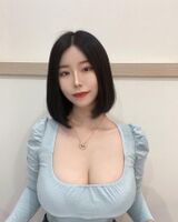 Pure Natural G-Cup! 韓國辣模져닝waist bundle奶澎的韓漫身材太惹火!