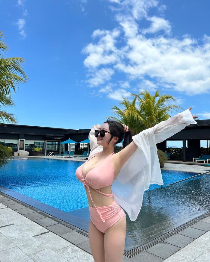 Namhan Big Mesh Beauty 하온이 Frankincense 逼人! 照片不多但「胸器夠大」你掌握不住! 20th image