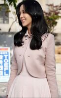 Korean Women's Artist, Singer YG Female Music Guild under the banner of YG Yang Raku Banner -- Kim Ji-so
