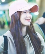 Korean MLD娛樂女團成員,是隊內領唱、領舞--李格魯