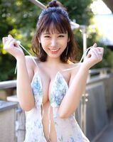 童顏的櫻花妹「日向葵衣 」，勾勒你的青春想像情節
