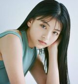 顏值極具辨識度,被網友稱為氧氣少女--口口夏希
