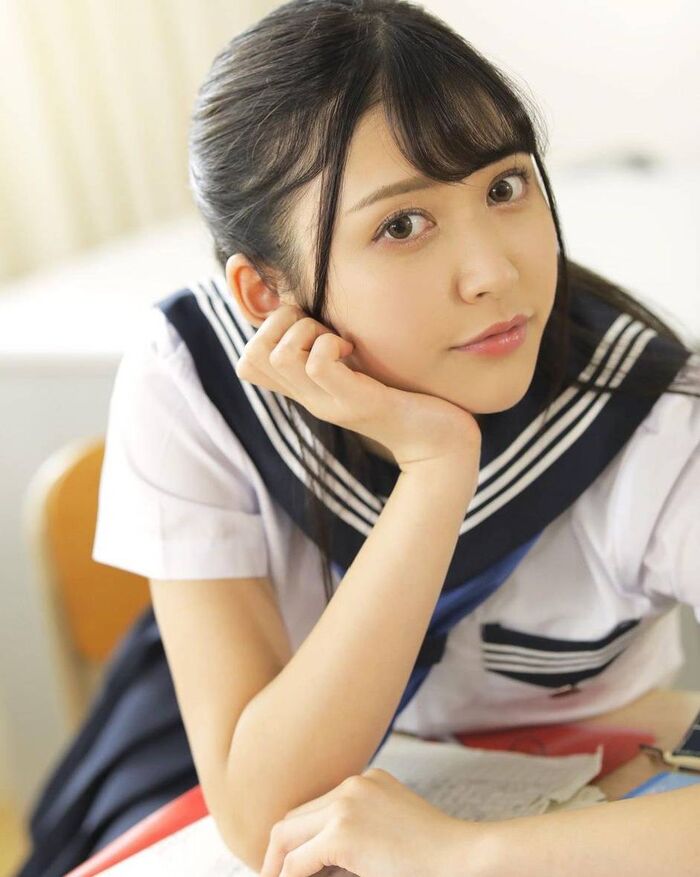 獨立女演員前AV女演員堪稱模特的身材，手腳修長--蜜美杏 3th image