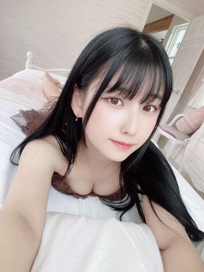 JK Uniform 就是真理! 18歲混血小船馬 「E奶巨breasts」temptation 滿滿:發育太逆天~森嶋あんり 3th image