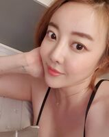 Natural Beauty 顏散發 Charm 勾引人 艷麗御姊電眼直視渾身酥麻