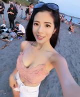 方唯真 Chubby性感護士裝讓人受不了!