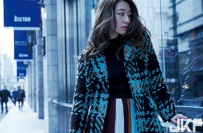 Reika Sakurai strolls around Shinjuku while scattering beauty. 3th image