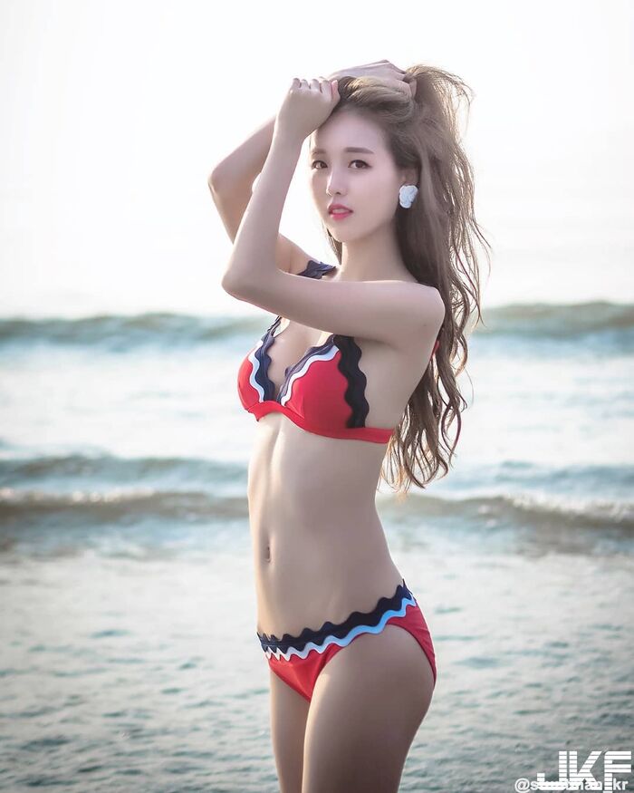 清新韓國妹子 擁有超細長美腿 笑容更是甜死人了! 9th image