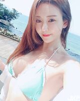 韓國長腿正妹 豐滿的長輩把比基尼快撐爆 這是要引誘人犯罪啊!