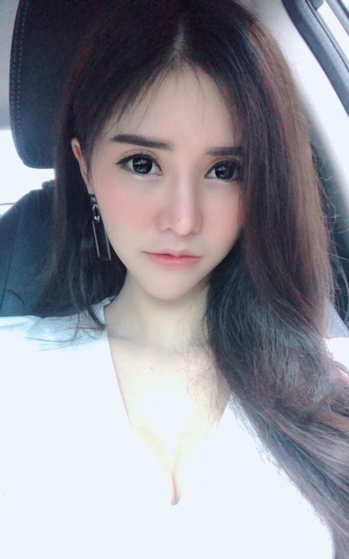 泰國大眼美女 milk量大噴發「兩粒乳球」要滿出來 網:快用手幫忙接住! 5th image