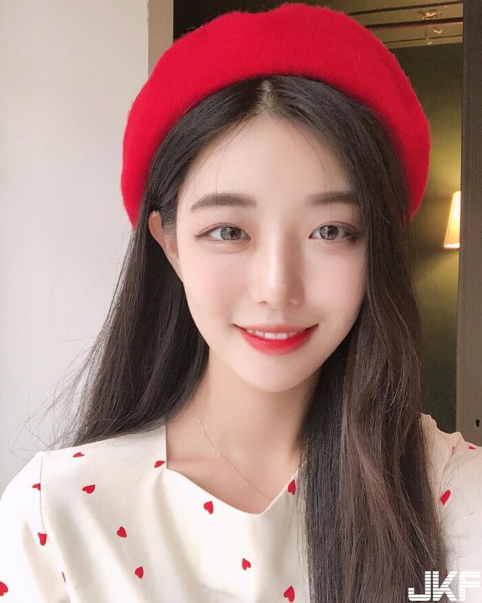 清新甜美韓妞 白皙肌silk加上迷人眼神 根本就是我的菜! 9th image