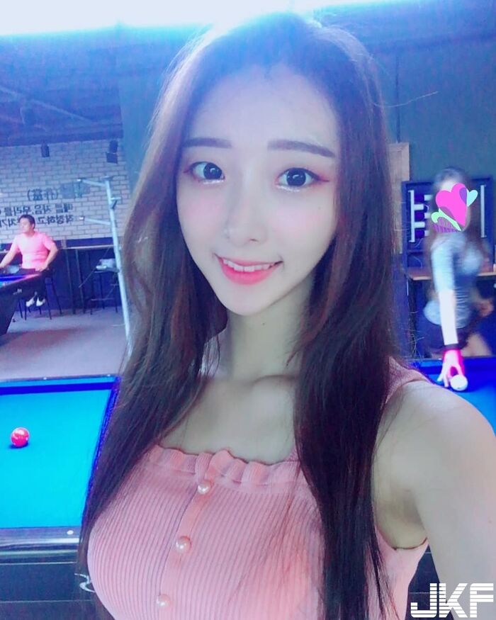 清純啦啦隊美女 「高顏值+迷人雙目」 我心小鹿亂撞好愛她! 10th image