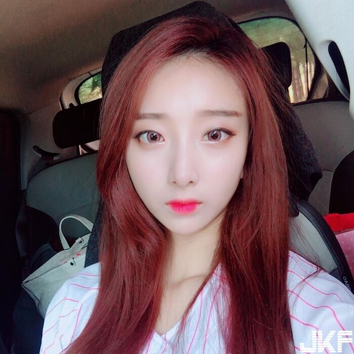 清純啦啦隊美女 「高顏值+迷人雙目」 我心小鹿亂撞好愛她! 8th image