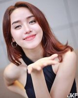 充滿自信的女孩 白嫩好身材 「 雙峰挺立+纖腰顯現」缺司機可以打給我啊！