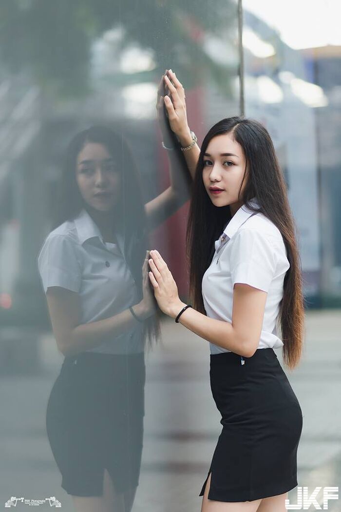 OL白皙長腿正妹 老闆:請每天準時下班到我辦公室來! 3th image