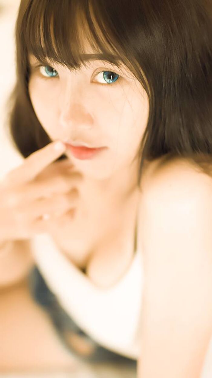 短髮甜心 豐滿身材若隱若現好誘人! 看了慾火熊熊燒.... 5th image