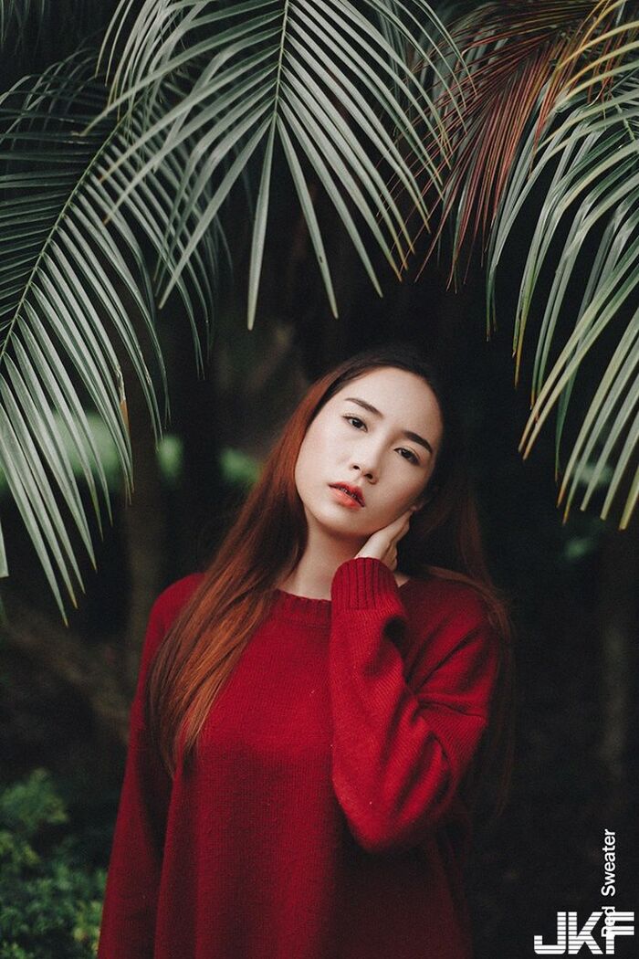 白皙氣質女孩 拍照角賣騷無極限! 網爆動:這個必須了解一下... 7th image