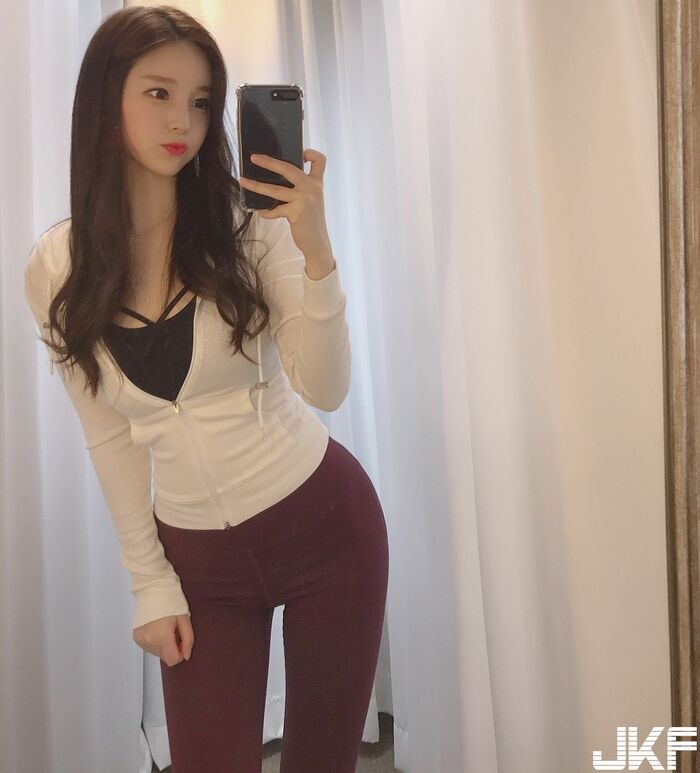 網店模特兒 玲瓏般迷人身材 +纖細小蠻waist 啊嘶~ 9th image
