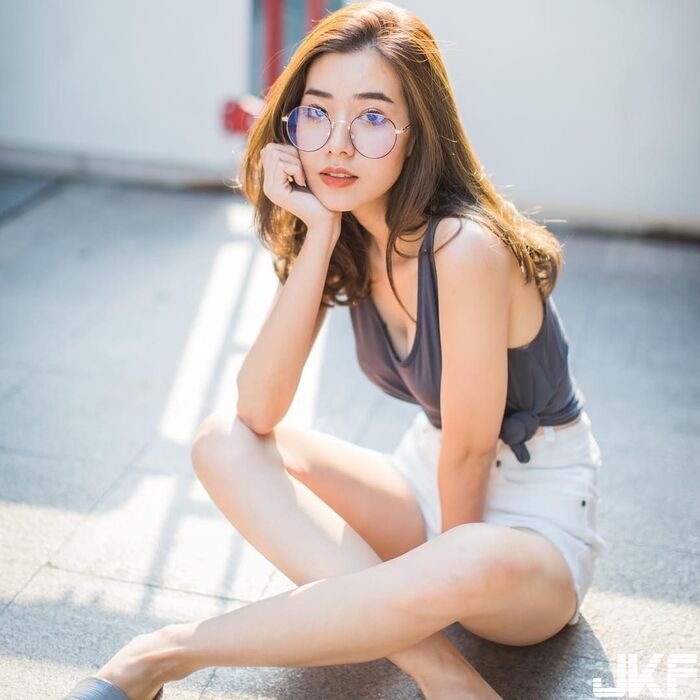 泰國網紅模特「Mean」甜美笑容可以甜到讓螞蟻聚集... 這是初戀的滋味.. 15th image