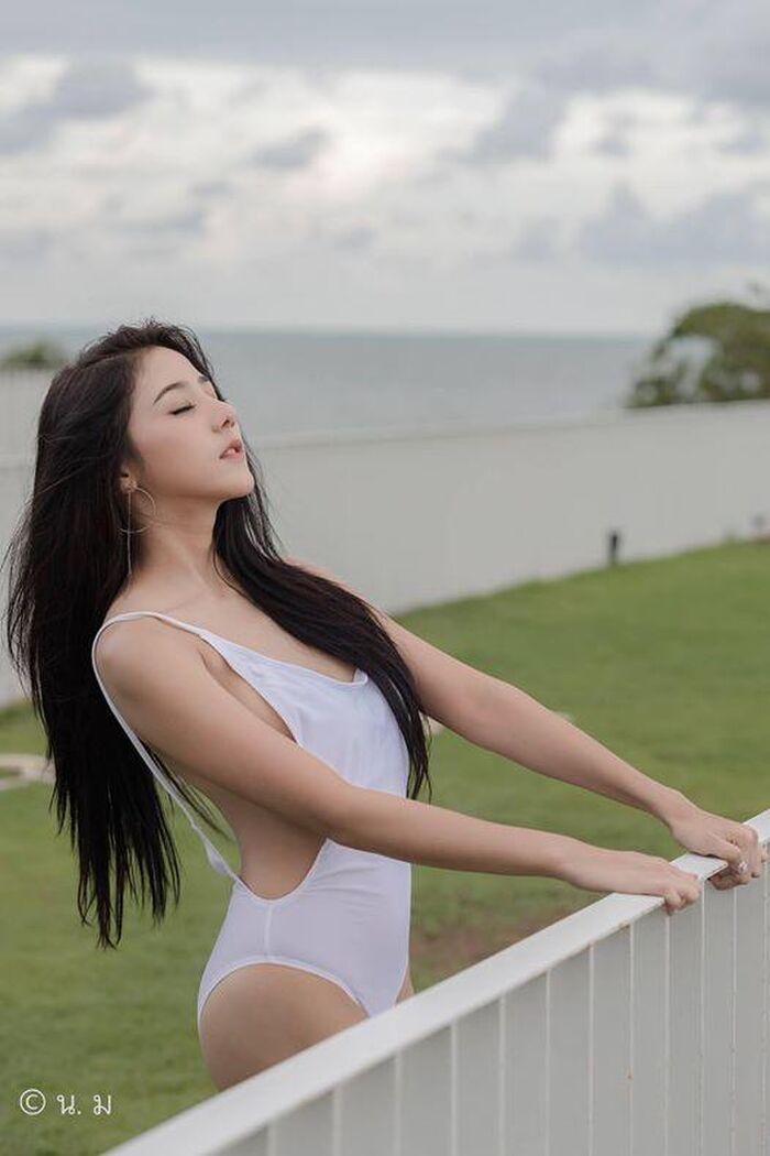 泰國嫩模前凸後翹 真的很難不讓人起邪念阿! 3th image