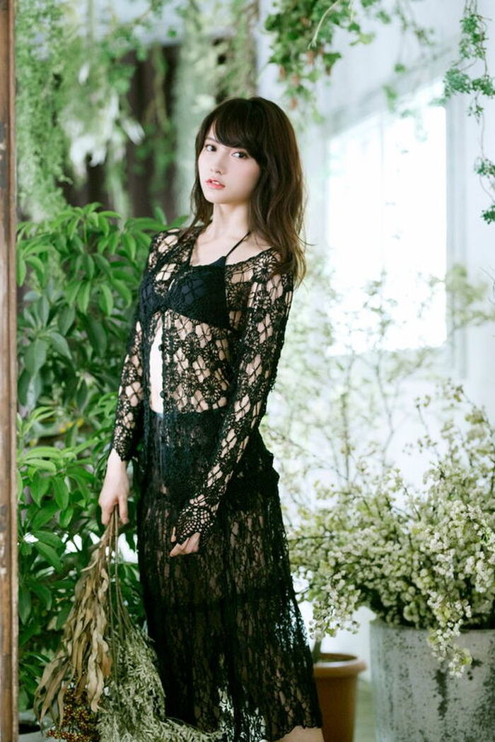 桃月なしこ、今でも現役ナースの美人レイヤー桃月なしこ、カラダ絞ってFカップ巨乳... 21th image