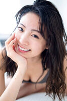 志田友美 アイドル界最高のエロ美腳畫像--2019/12/2追加
