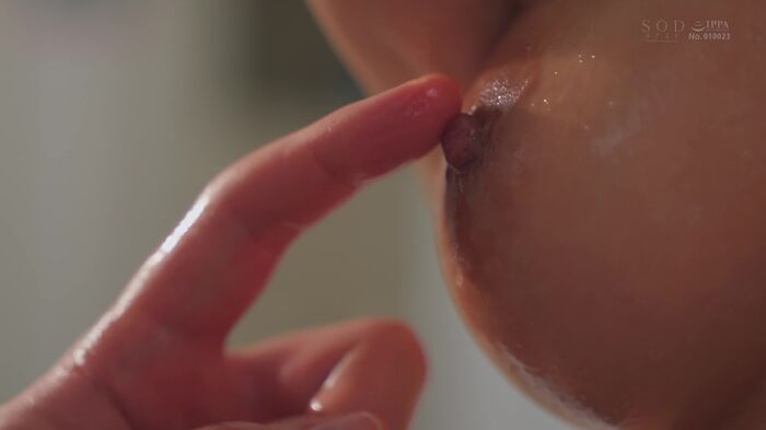 Riko Hoshino A video of her childhood friend JK's grown-up nipples at school 30th image