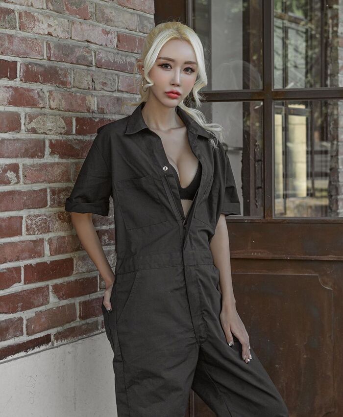 天生散發美艷氣息 巨級長輩呼之欲出搶奪焦點 11th image